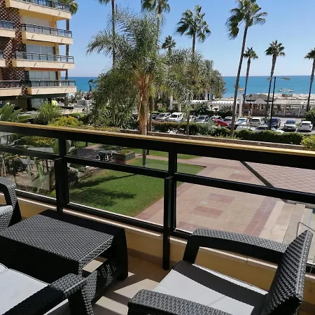 Esplendido Apartamento, Carihuela Edificio El Remo, Primera Linea Torremolinos