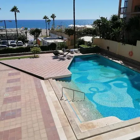 Esplendido Apartamento, Carihuela Edificio El Remo, Primera Linea Appartement Torremolinos