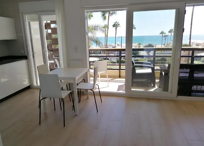 Apartment Esplendido Apartamento, Carihuela Edificio El Remo, Primera Linea *