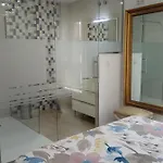 Esplendido Apartamento, Carihuela Edificio El Remo, Primera Linea Апартаменти