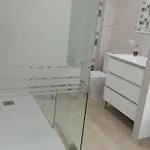 Esplendido Apartamento, Carihuela Edificio El Remo, Primera Linea *