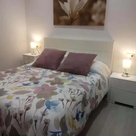 Esplendido Apartamento, Carihuela Edificio El Remo, Primera Linea * Torremolinos